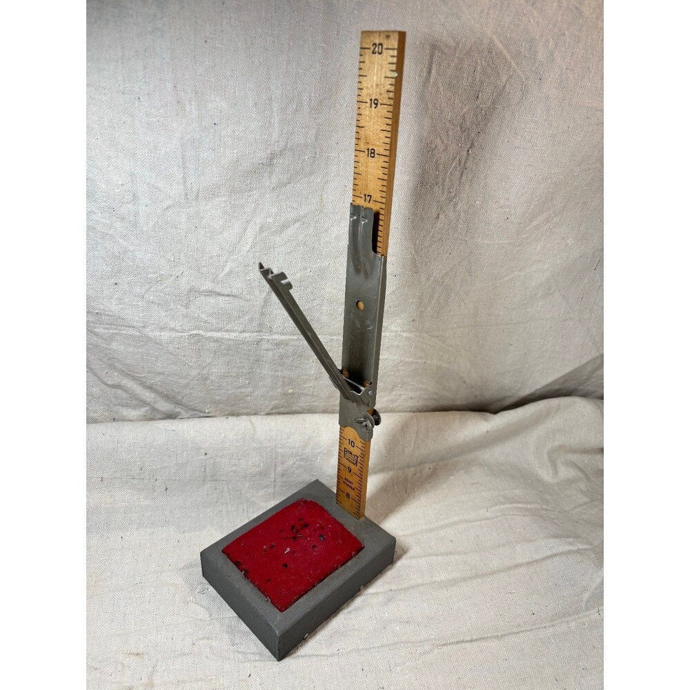De Luxe Pin-it Skirt Marker Orco Products - Vintage 1950s - 20 Inch